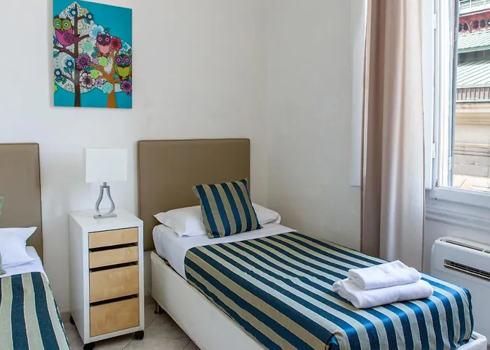 San Lorenzo Market - 2 Bedroom Apartment